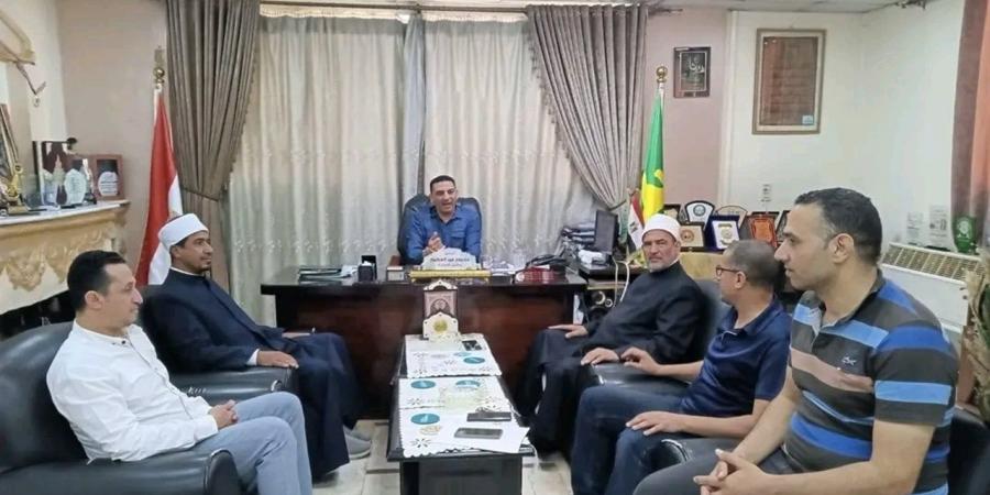 لجنة
      الوعظ
      بالشرقية:
      حل
      40
      حالة
      خلاف
      أسرى
      بعد
      سنوات
      من
      الانفصال