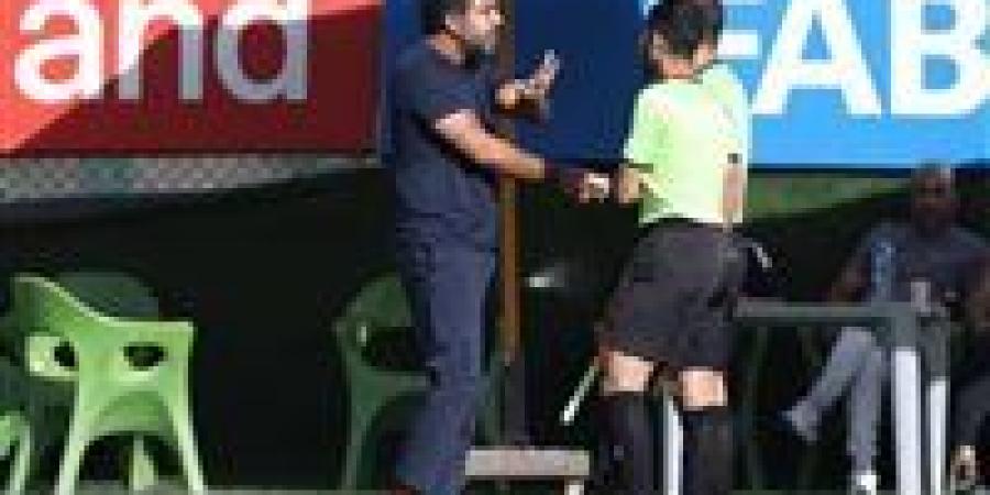 اتحاد
      الكرة
      يقرر
      إيقاف
      رئيس
      قطاع
      الناشئين
      في
      بيراميدز
      بسبب
      أحداث
      مباراة
      مواليد
      2007