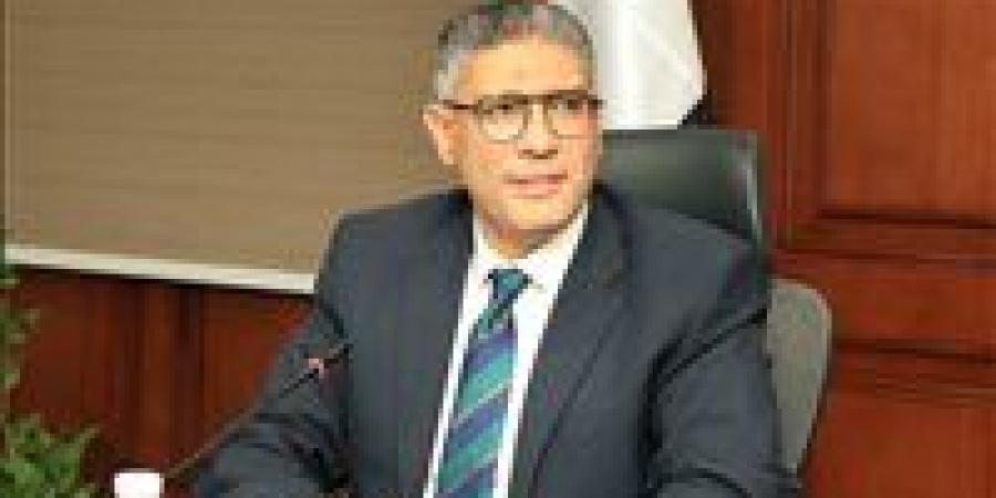 محافظ
      الجيزة:
      الإسراع
      في
      تنفيذ
      مشروعات
      مياه
      الشرب
      والصرف
      الصحي
      لتحسين
      الخدمات
      المقدمة
      للمواطنين