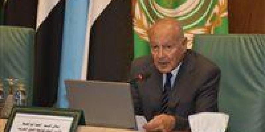 أبو
      الغيط:
      ضم
      الضفة
      الغربية
      مرفوض
      عالمياً
      ولن
      يمر