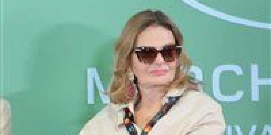 "أنتم
      جزء
      من
      الحكاية"..
      يسرا
      تحتفل
      بنصف
      قرن
      من
      المجد
      الفني
      بالجونة