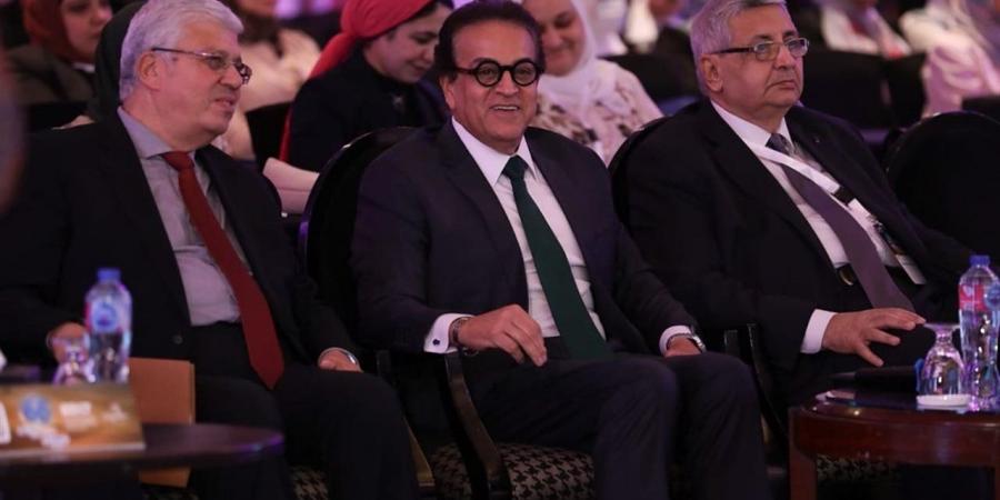 إنجاز
      كبير..
      خفض
      معدلات
      الإصابة
      بالدرن
      إلى
      9
      حالات
      لكل
      100
      ألف
      نسمة