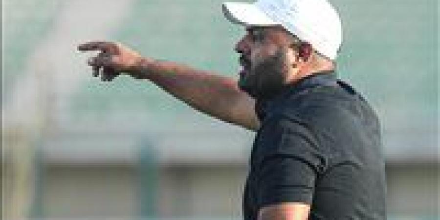 حسام
      عوض
      مديرا
      فنيا
      لفريق
      نبروه
      بالدوري
      الممتاز
      ب