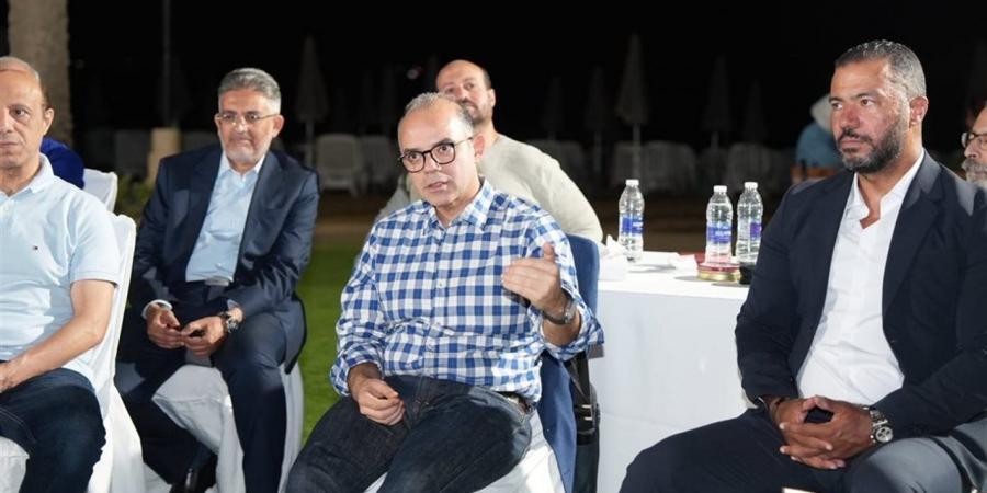مساعد
      رئيس
      الرقابة
      المالية:
      60%
      من
      المستثمرين
      في
      البورصة
      المصرية
      من
      فئة
      الشباب