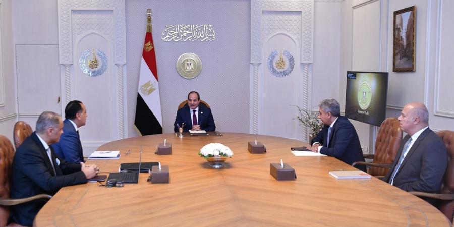 الرئيس
      السيسي
      يتابع
      الاستعدادات
      النهائية
      لافتتاح
      المتحف
      المصري
      الكبير