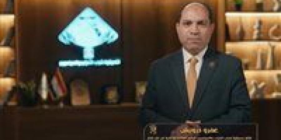 عمرو
      درويش
      مرشح
      التنسيقية:
      نعمل
      على
      تطبيق
      قانون
      الإدارة
      المحلية
      وتمكين
      الشباب
      ودعم
      الإصلاح
      الاقتصادي
      -
      فيديو