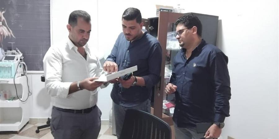 ضبط
      شخص
      انتحل
      صفة
      طبيب
      للكشف
      على
      المرضى
      بالفيوم