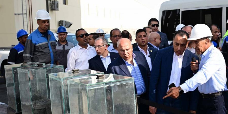 انطلاقة
      صناعية
      جديدة
      بالسخنة..
      رئيس
      الوزراء
      يتفقد
      مصنع
      بلوكات
      الأنود
      الكربونية