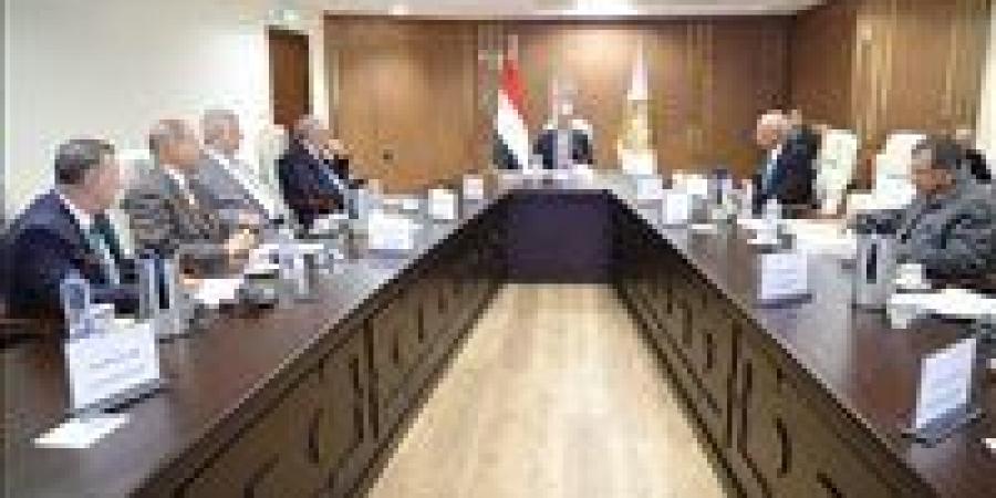 صندوق
      تمويل
      التدريب:
      إنفاق
      362.5
      مليون
      جنيه
      لتأهيل
      الشباب
      ودعم
      مراكز
      التدريب
      المهني
      في
      مصر