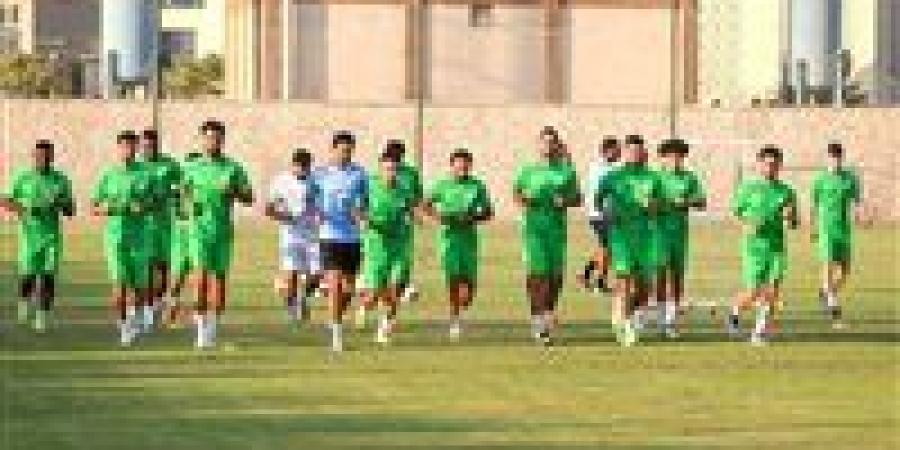 صلاح
      محسن
      يقود
      هجوم
      المصري
      البورسعيدي
      أمام
      الإتحاد
      الليبي
      في
      الكونفدرالية
      الإفريقية