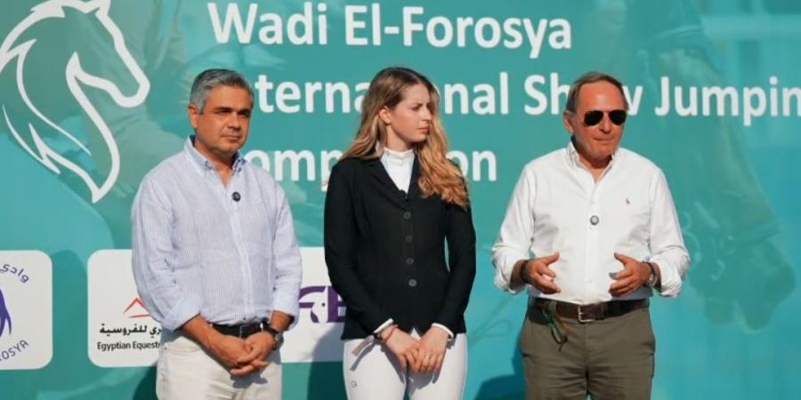 لاعبة
      ألمانيا
      للفروسية
      تفخر
      بتمثيل
      مصر
      وهدفها
      رفع
      علم
      بلادها
      دوليًا