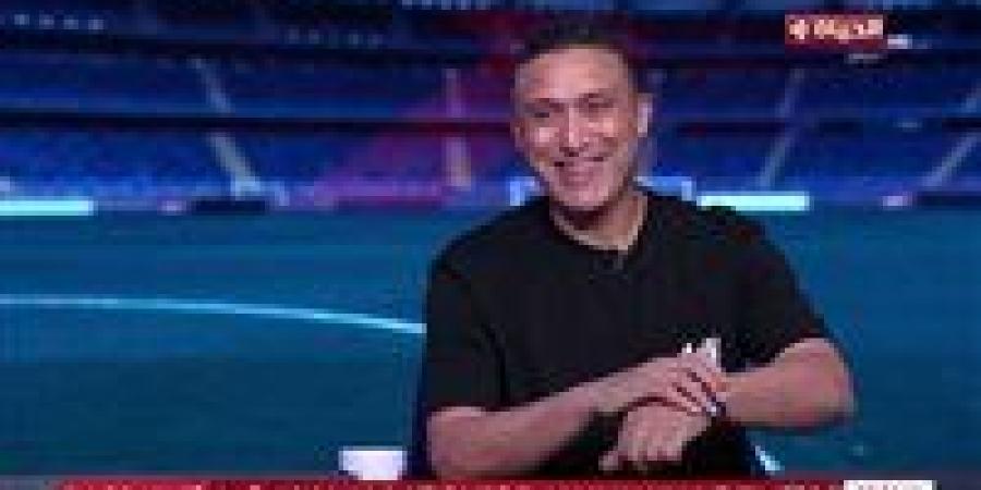 محمد
      صديق
      نجم
      الكرة
      المصرية
      السابق:
      شادي
      محمد
      وعماد
      النحاس
      ليسوا
      ابناء
      الاهلي