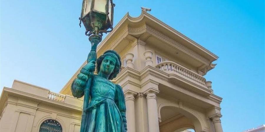 قلادة
      محمد
      على
      وشطرنج
      فاروق..
      أهم
      القطع
      الأثرية
      بمتحف
      المجوهرات
      الملكية
      بالإسكندرية