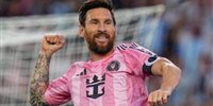 كواليس
      فشل
      انضمام
      ليونيل
      ميسي
      للدوري
      السعودي
      بقرار
      حاسم
      من
      وزير
      الرياضة