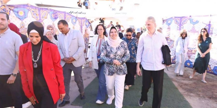 نائب
      محافظ
      دمياط
      تتفقد
      المدينة
      الصديقة
      للنساء
      مع
      وفد
      أممى
      رفيع
      المستوى