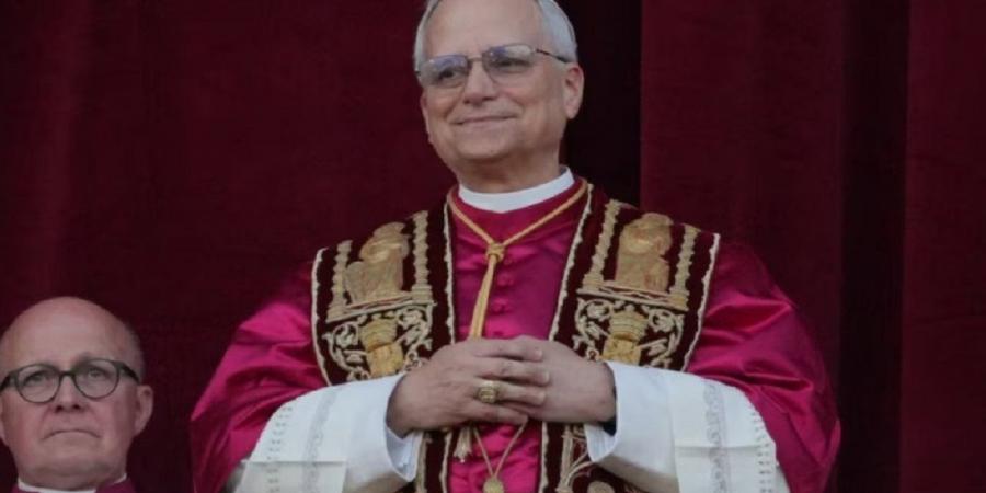 بابا
      الفاتيكان:
      العالم
      يحتاج
      إلى
      صداقتنا
      أكثر
      من
      أي
      وقت
      مضى