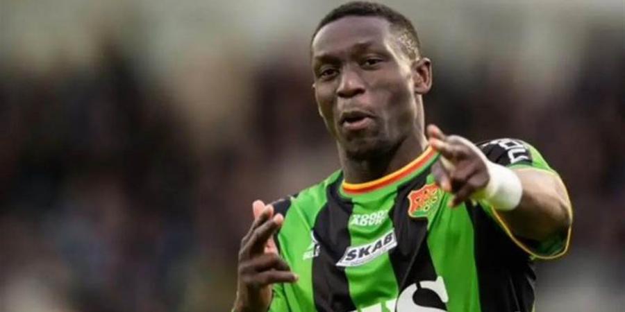 الأهلى
      يرفع
      عرضه
      المادى
      لحسم
      صفقة
      هداف
      الدورى
      السويدى