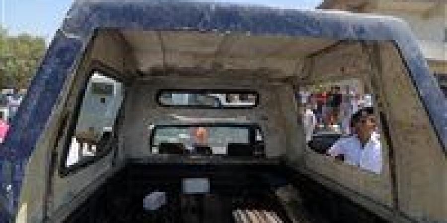 بعد
      هدير
      عبدالرازق..
      بلاغ
      ضد
      مطربة
      شعبية
      بسبب
      فيديوهات
      مخلة
      على
      السوشيال