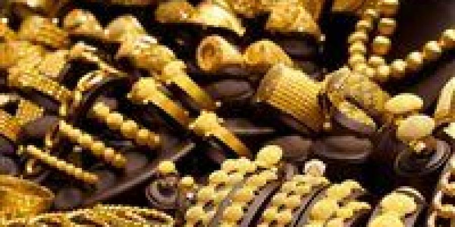 الذهب
      يواصل
      الارتفاع
      محليًا
      وعالميًا
      وسط
      ضعف
      الدولار
      وتزايد
      الطلب
      على
      الملاذ
      الآمن