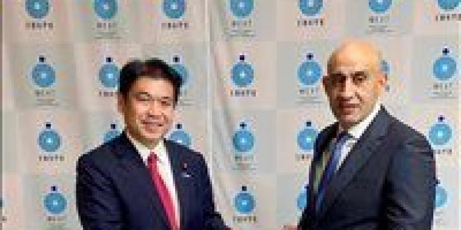 وزير
      التعليم
      يلتقي
      نظيره
      الياباني
      لبحث
      سبل
      تطوير
      التعاون
      التربوي
      بين
      البلدين