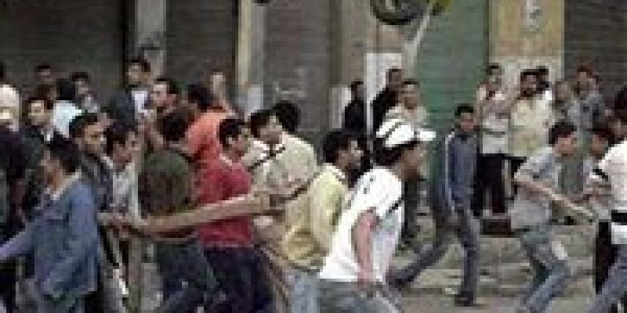 تفاصيل
      "خناقة
      بمية
      نار"
      وإصابات
      بحروق
      متفرقة
      بين
      طرفين
      في
      القاهرة