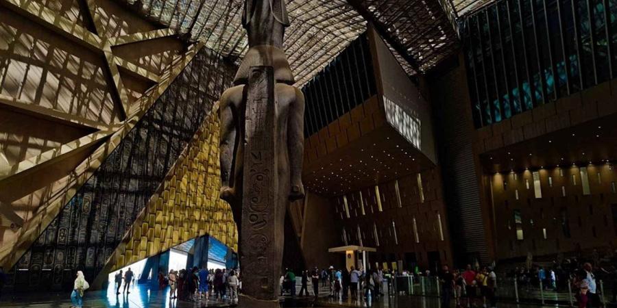 مدير
      المكتب
      الثقافي
      المصري
      ببرلين:
      افتتاح
      المتحف
      الكبير
      يبعث
      رسالة
      سلام
      من
      مصر
      للعالم