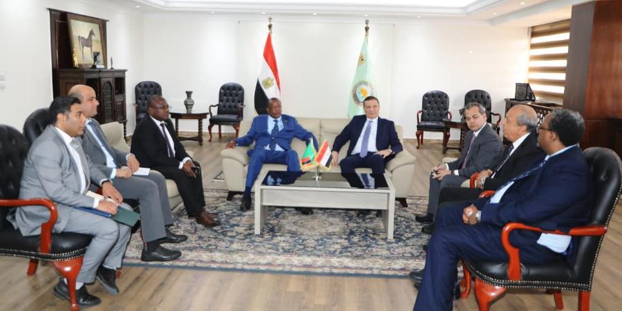 خطة
      مصرية
      لتطوير
      المزارع
      المشتركة
      في
      زامبيا
      وتحسين
      الإنتاج
      الزراعي
      الإفريقي