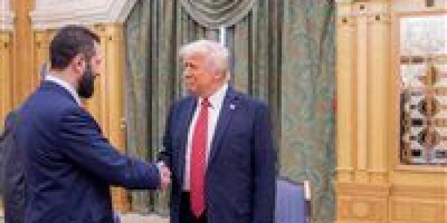 ترامب
      يفتح
      الباب
      لرفع
      عقوبات
      "قيصر"
      عن
      سوريا
      عبر
      قانون
      الدفاع
      الوطني