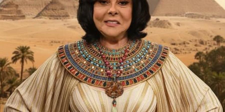 إسعاد
      يونس
      قبل
      افتتاح
      المتحف
      المصري:
      القدر
      اختارك
      تكون
      كبير