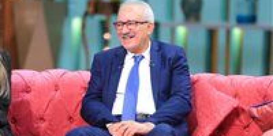 أحمد
      عبد
      الحليم:
      فيريرا
      لا
      يجيد
      الإدارة
      الفنية
      لمباريات
      الزمالك