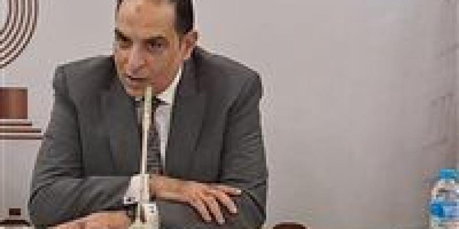 شعبة
      الجمارك:
      وزير
      الاستثمار
      يدعم
      تطوير
      منظومة
      الإفراج
      الجمركي