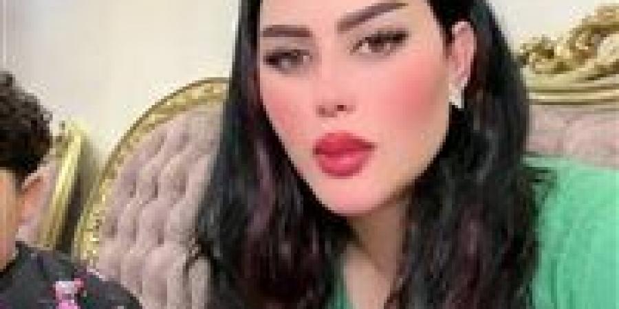 شيماء
      سعيد
      طليقة
      إسماعيل
      الليثي
      تتهمه
      بالتهديد
      وتربط
      أزمتها
      برحمة
      محسن