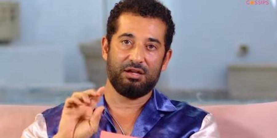 عمرو
      سعد:
      بيتكتب
      موضوعين
      لـ
      فيلم
      هيجمعني
      بـ
      أحمد
      سعد
      ولسة
      هنفاضل
      بينهم