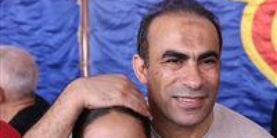 بعد
      كسرة
      أغسطس
      2023..
      سيد
      عبد
      الحفيظ
      يعود
      للأهلي
      مرفوع
      الرأس
      بعضوية
      المجلس
      وتفويض
      من
      الخطيب