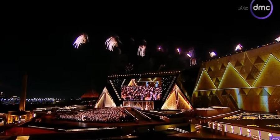 مصر
      القومي:
      المتحف
      المصري
      الكبير
      نافذة
      مصر
      الجديدة
      على
      العالم