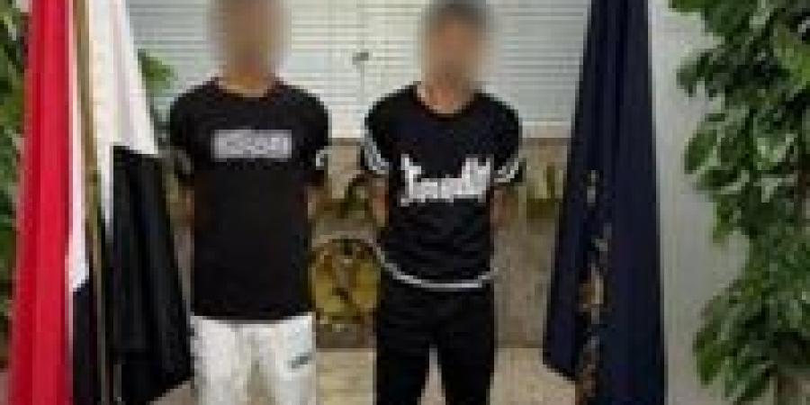 أمن
      القاهرة
      يكشف
      تفاصيل
      سرقة
      مبالغ
      مالية
      من
      خزينة
      سيارة
      نقل
      أموال