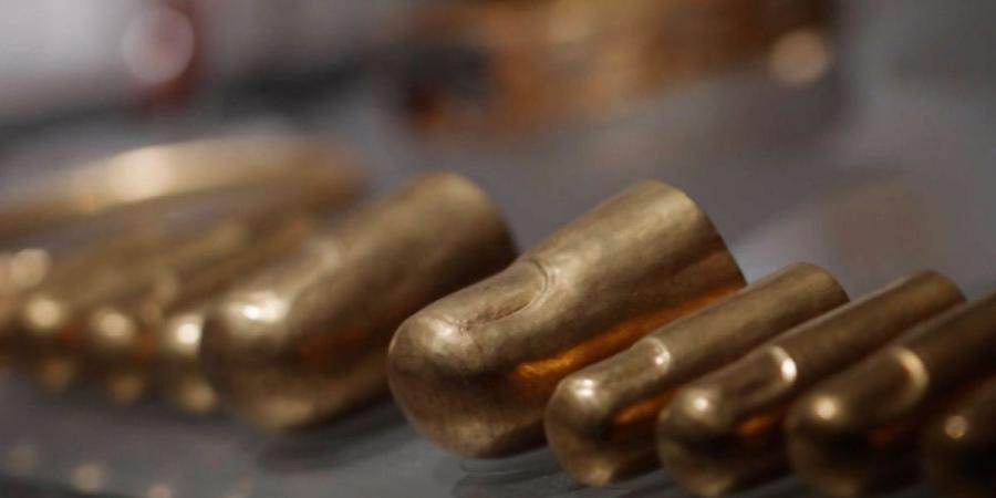 كنوز
      تُذهل
      العالم.. الوثائقية
      تعرض
      مجوهرات
      الملك
      بسوسنس
      الأول