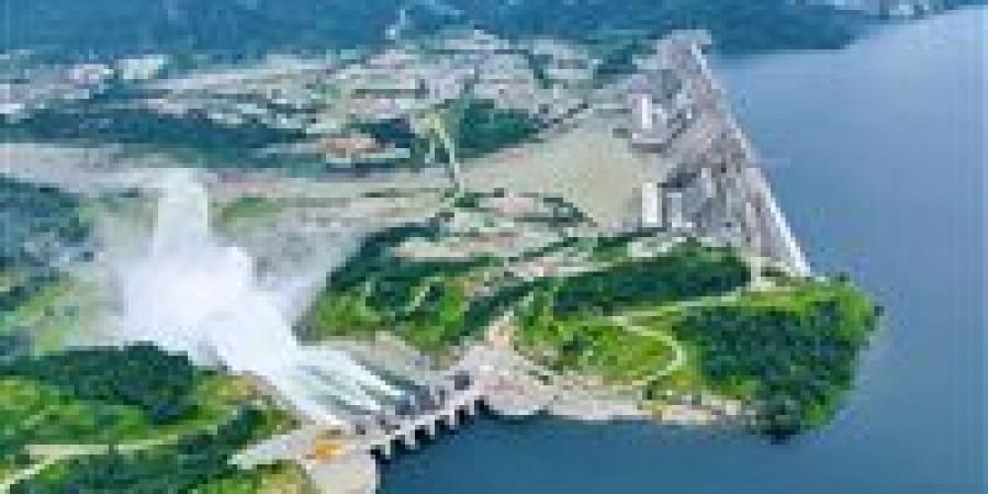 شراقي:
      خطأ
      جسيم
      بسد
      النهضة
      تسبب
      في
      فيضان
      السودان
      وهدد
      سد
      الروصيرص