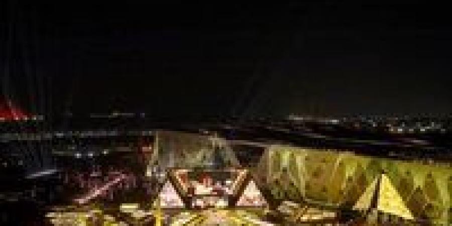 بتقنية
      الهولوجرام..
      الرئيس
      السيسي
      يشهد
      عرضًا
      مبهرًا
      لمركب
      الملك
      خوفو