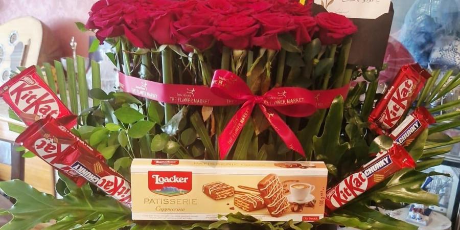 معلقة
      محاليل..
      غادة
      إبراهيم
      في
      عيد
      ميلادها
      لـ
      «تحيا
      مصر»:
      أمنيتي
      أكون
      سعيدة
      مع
      عريسي