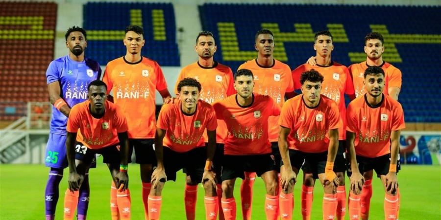 دوري
      نايل..
      الجونة
      يواجه
      فاركو
      في
      مباراة
      مواصلة
      الانتصارات