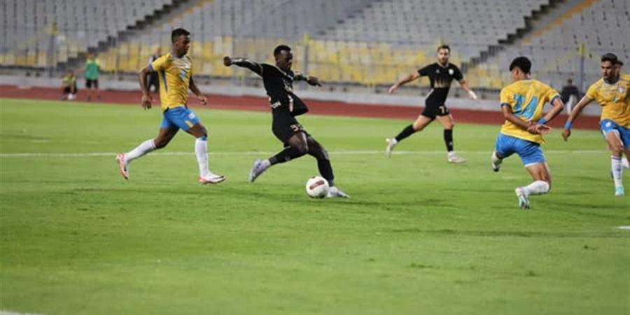 دوري
      نايل..
      الإسماعيلي
      يواجه
      الكهرباء
      في
      مباراة
      تصحيح
      الأوضاع