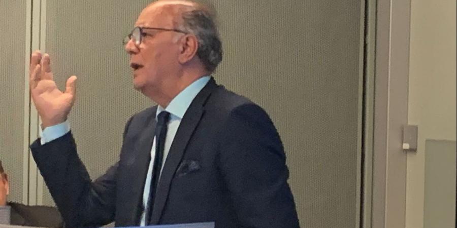 المفكر
      العراقى
      خزعل
      الماجدى:
      المتحف
      المصرى
      الأكبر
      فى
      العالم
      (خاص)