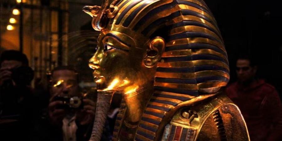 "فايننشيال
      تايمز":
      مصر
      تترقب
      ملايين
      السياح
      بعد
      افتتاح
      المتحف
      الكبير