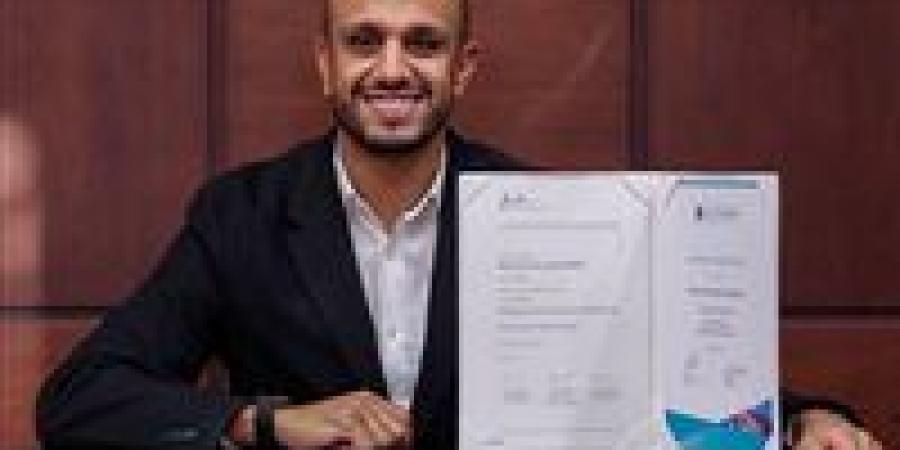 دودو
      الجباس
      يحصل
      على
      شهادة
      الاتحاد
      الأوروبي
      فى
      إدارة
      كرة
      القدم