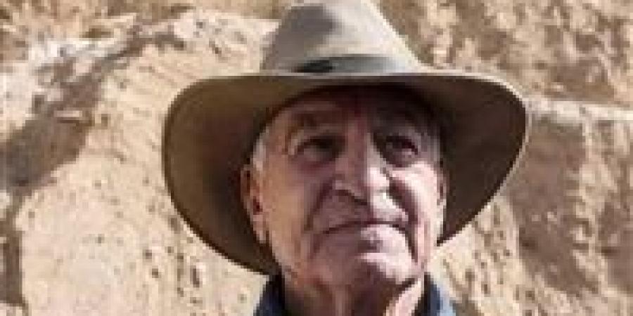 الملك
      رمسيس
      في
      استقبال
      الزائرين|
      زاهي
      حواس:
      افتتاح
      المتحف
      المصري
      الكبير
      عيد
      متاحف
      العالم