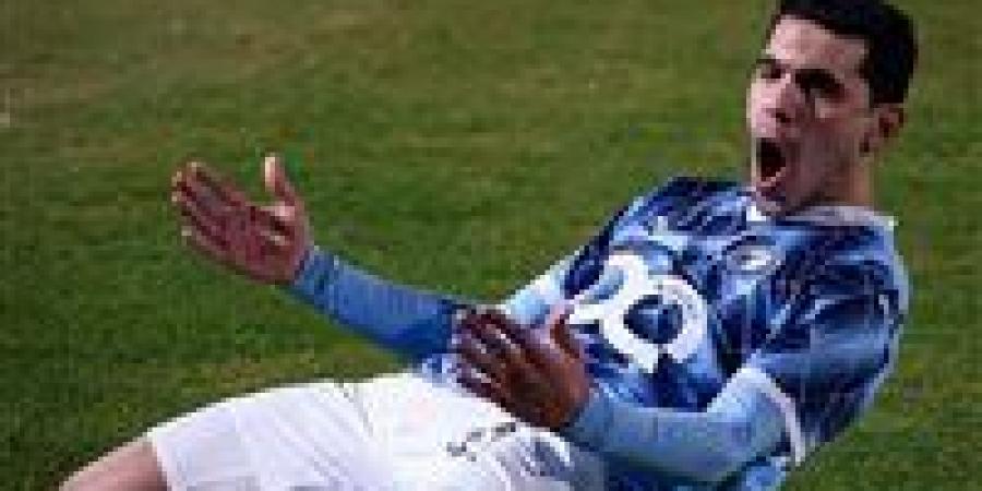 يورتشيتش
      يستبعد
      محمد
      حمدي
      من
      مواجهة
      الاتحاد
      السكندري
      في
      الدوري
      لهذا
      السبب