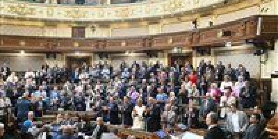 «
      مهمة
      للغاية»..
      نواب
      يدعمون
      زيادة
      رسوم
      لصالح
      مباني
      وزارة
      الخارجية
      بالخارج