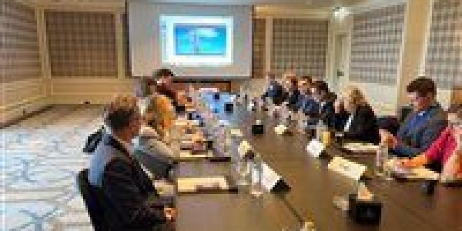 التمثيل
      التجاري:
      مصر
      أصبحت
      وجهة
      جاذبة
      للاستثمار
      العالمي..
      وبوابة
      رئيسية
      لدخول
      الأسواق
      الإفريقية
      أمام
      الشركات
      الألمانية