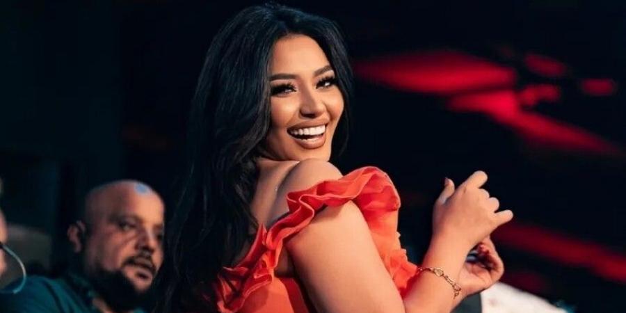 فيديو
      جديد
      لـ
      رحمة
      محسن
      يثير
      الجدل..
      وجهت
      به
      رسالة
      غامضة